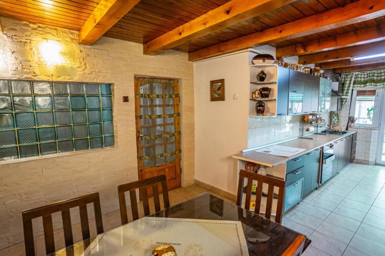 Гостевой дом Casa Mihai Брашов-24