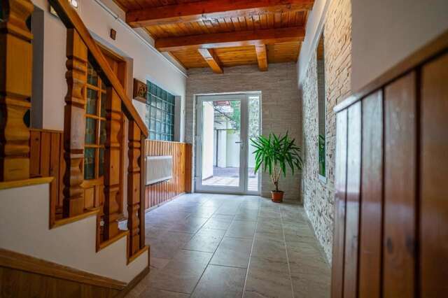 Гостевой дом Casa Mihai Брашов-39